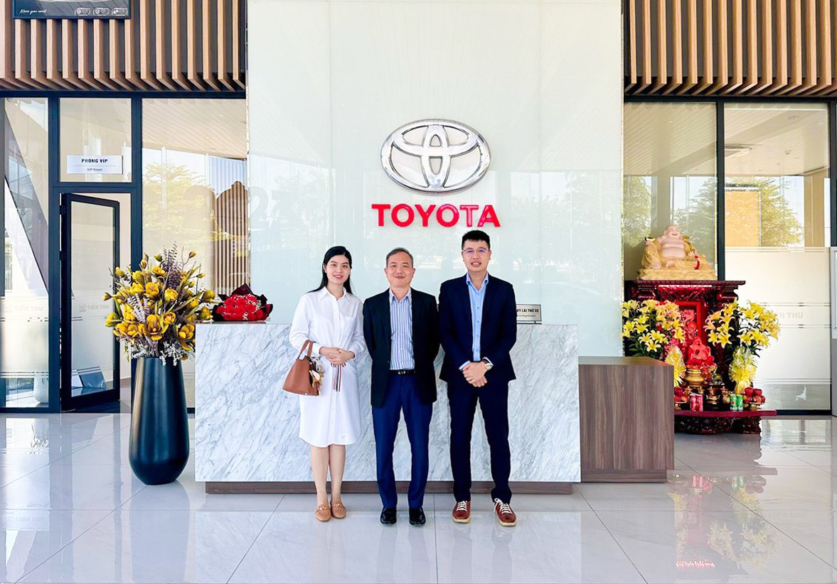 Toyota Tiến Thu Quảng Ngãi Vinh Dự Đón Tiếp Lãnh Đạo Của Toyota Việt Nam